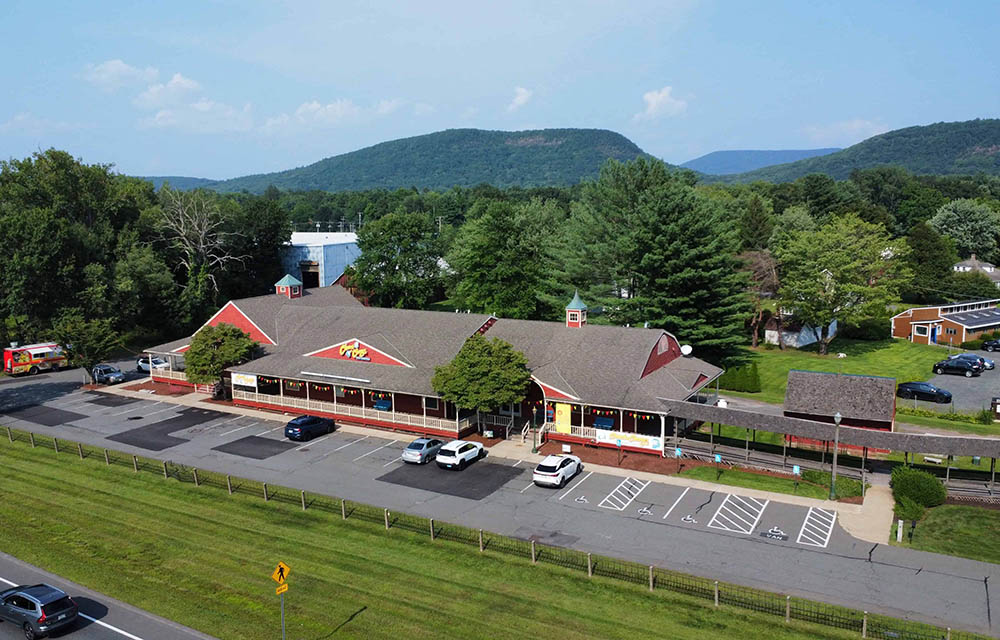 Region Commercial secures 4,000 s/f lease for Valley Fabrics new location